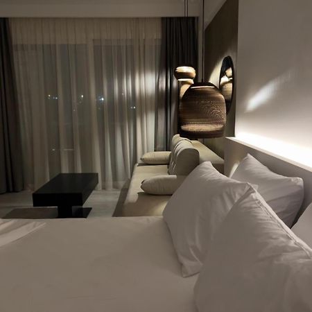 Eleonas Suites Sarti Ngoại thất bức ảnh